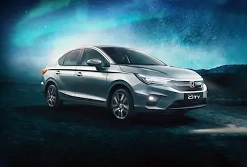 Kashi-Tour-And-Travels-Toyoto-Etios