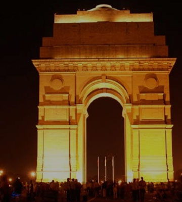 Kashi-Tour-And-Travels-Audi-A6